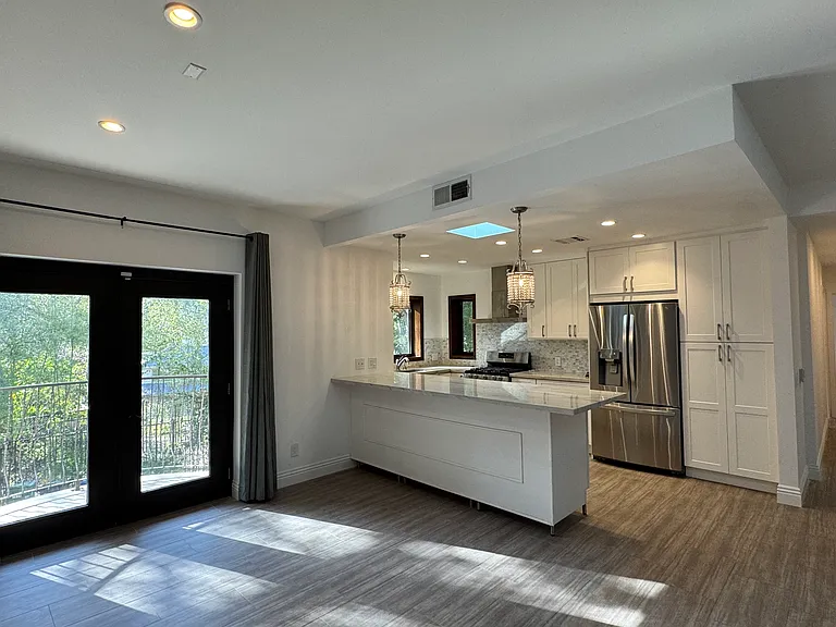 1020 N Moraga Dr — Photo 7