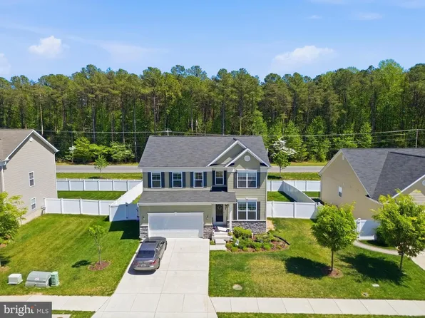 20724 Hilton Run Ct, Lexington Park, MD 20653