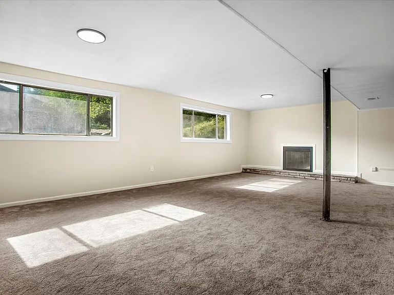 6700 Cipriano Rd — Photo 23