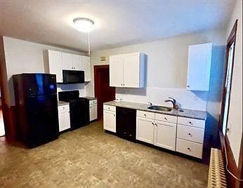 4th image of 172 Kendrick Ave #1