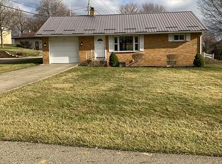 125 Ronsan St SW, Sugarcreek, OH 44681
