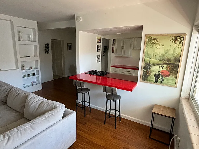 7424 Byron Ave #9B — Photo 14
