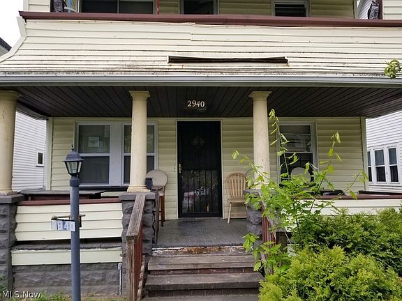 3rd image of 2940 E 126th St