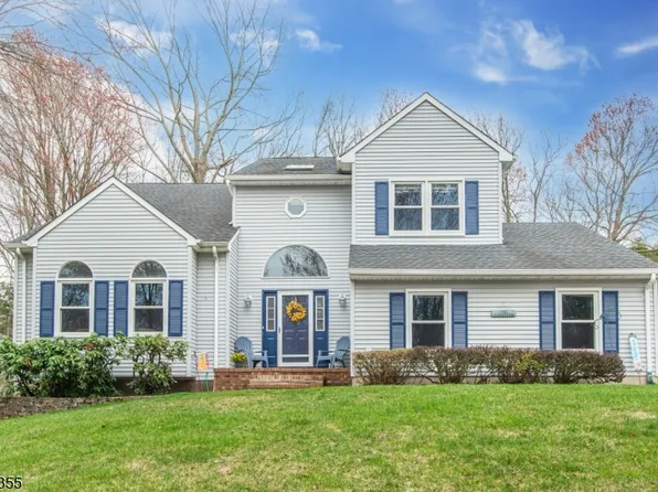 4 Lisa Ct, Roxbury Twp., NJ 07876