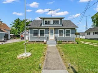 335 E Ogden St, Capron, IL 61012