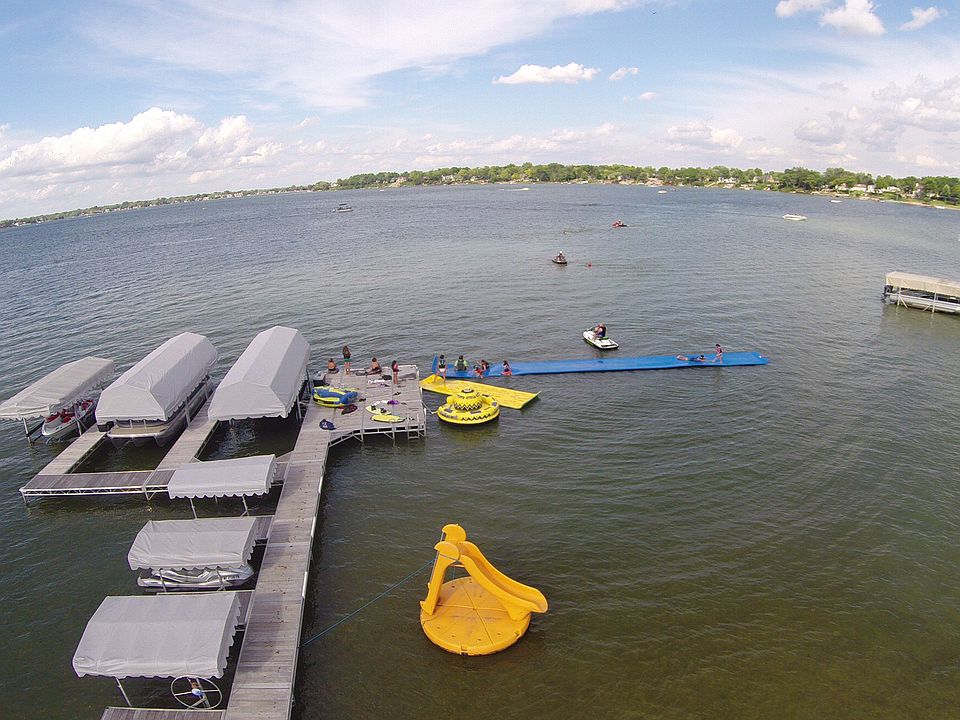 3320 Three Lakes Ln, Orchard Lake, MI 48324 Zillow