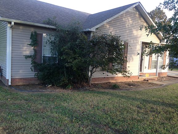 3rd image of 2870 Ward Dr