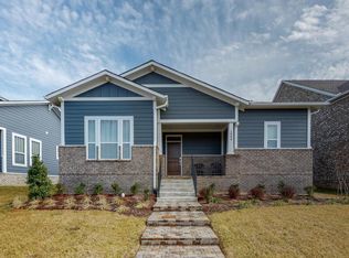 1594 Drakes Creek Rd, Hendersonville, TN 37075