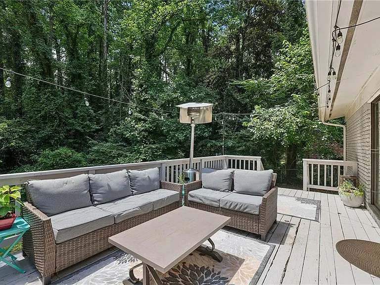2172 Jonathon Ln NE — Photo 19