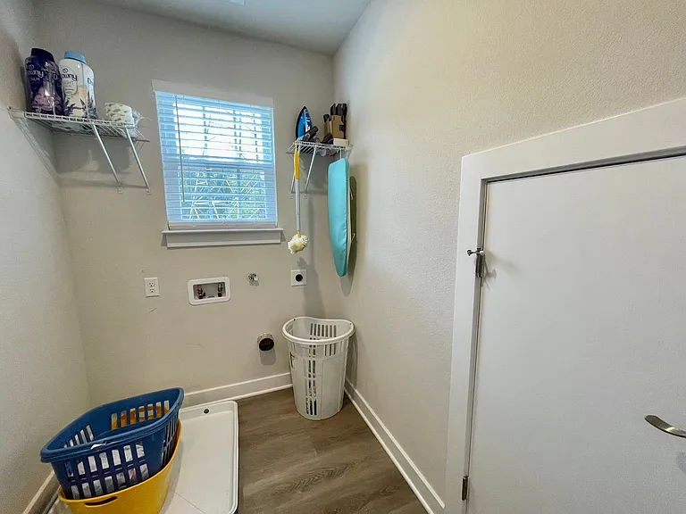 1223 Richwood Ave — Photo 23