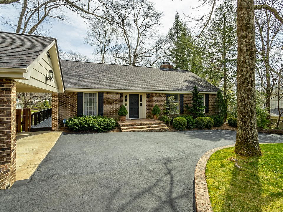 121 S Bragg Ave, Lookout Mountain, TN 37350 Zillow