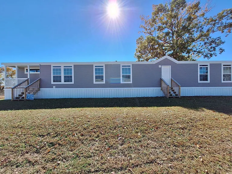 1565 State Highway 801 N — Photo 46