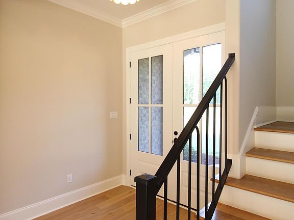 3rd image of 5220 Sophia Ln