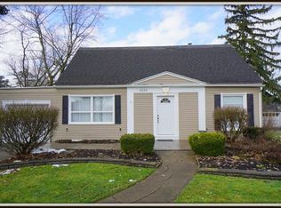 4344 Shimerville Rd, Clarence, NY 14031