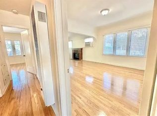 11242 Oxnard St #2-BD1-400, North Hollywood, CA 91606