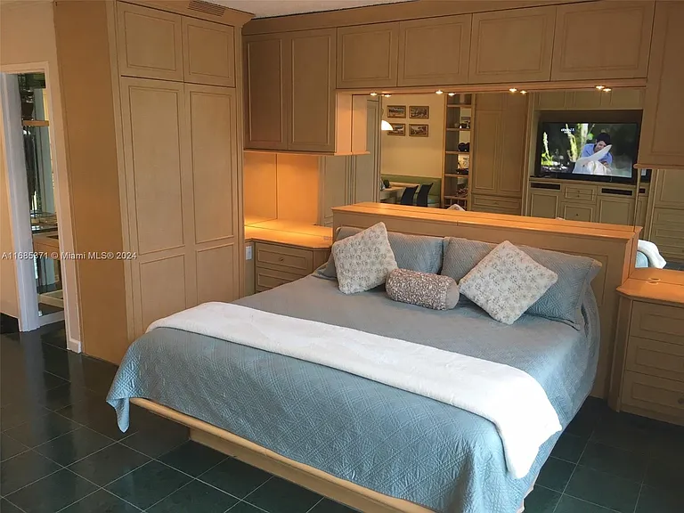 2501 S Ocean Dr #L11 — Photo 11