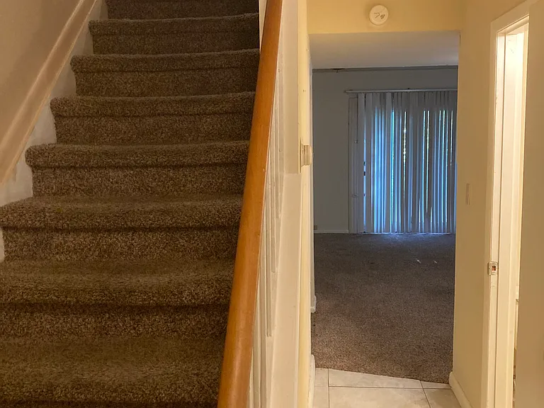 28 Willa Dr #B — Photo 7