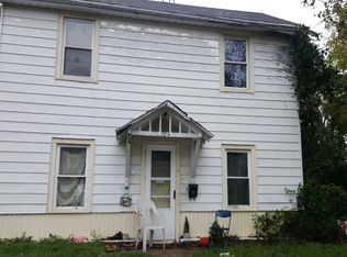 704 W Alsop St, Freeport, IL 61032