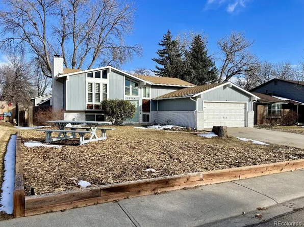 1530 Cambridge Drive, Longmont, CO 80503
