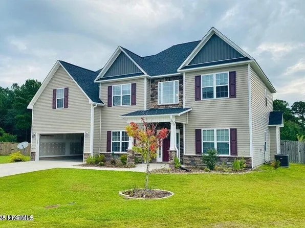 604 Skiff Court, Swansboro, NC 28584