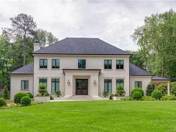 1031 Huntington Park Dr, Charlotte, NC 28211