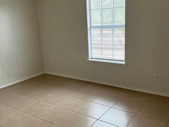 5th image of 20602 Alta Vista Ct