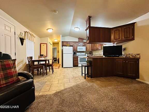 3rd image of 200 N Moon Mountain Ave #11
