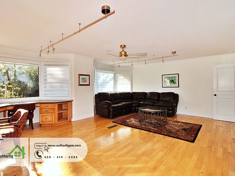 3350 Mountain Oak Dr — Photo 33