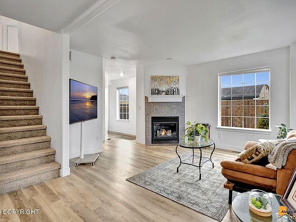 3rd image of 6422 E 10th Ave