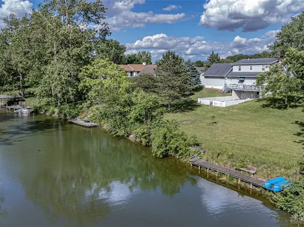 609 Lakengren Dr, Eaton, OH 45320