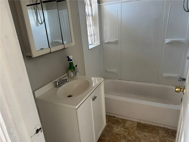1732 Middle St — Photo 15