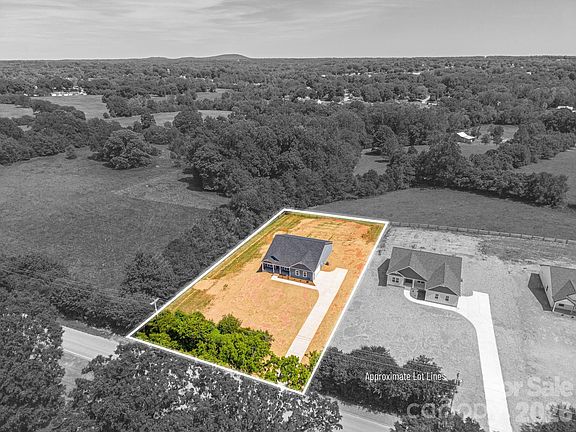 2nd image of 1337 Zeb Haynes Rd