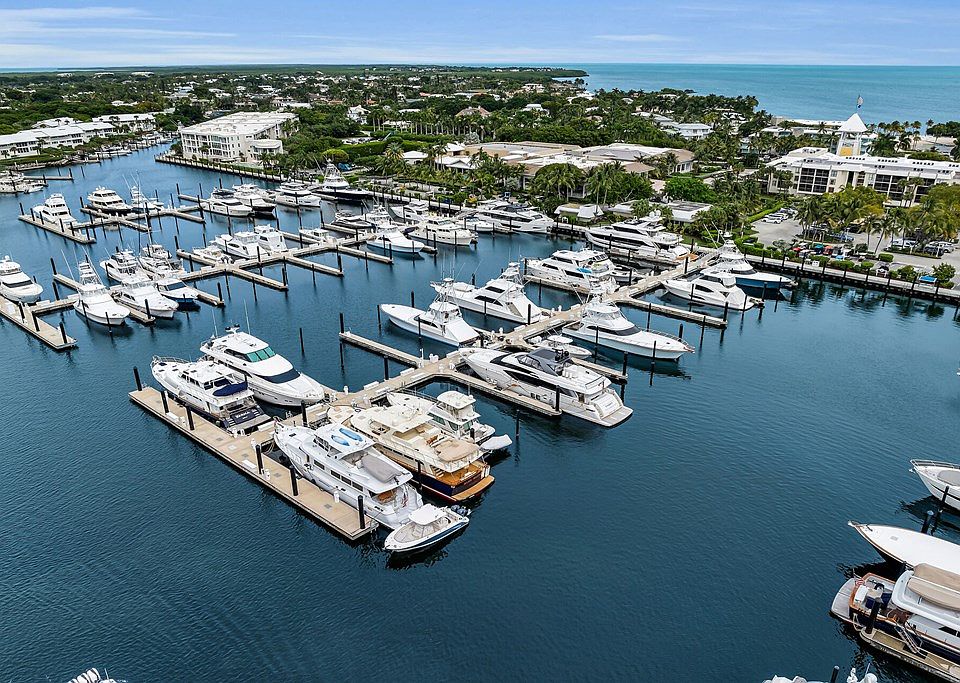 2nd image of 201 Ocean Reef Dr #Es-6