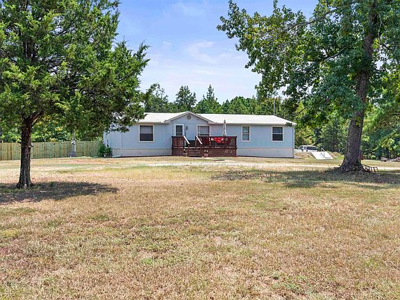 2nd image of 1005 County Road 3875
