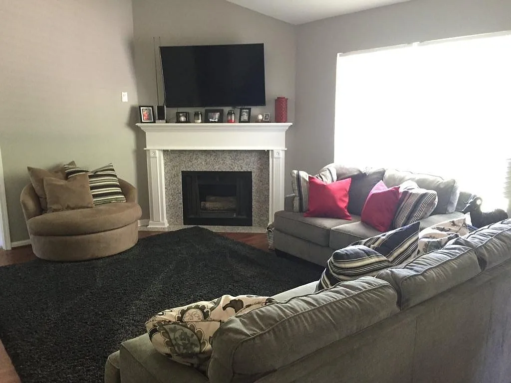 3 bed, 1300 sqft, $1,650 — Photo 3