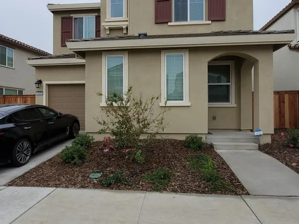 2433 Buzz Aldrin Way, Sacramento, CA 95834