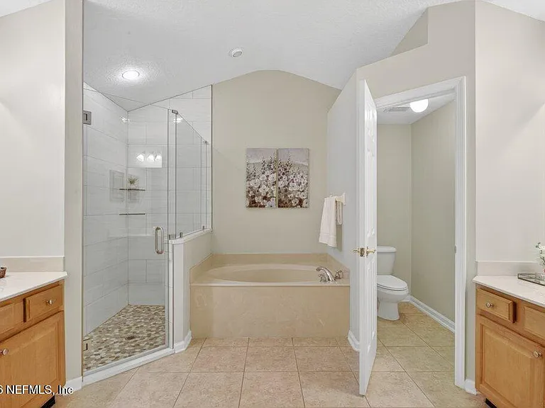 1634 Majestic View Ln — Photo 30