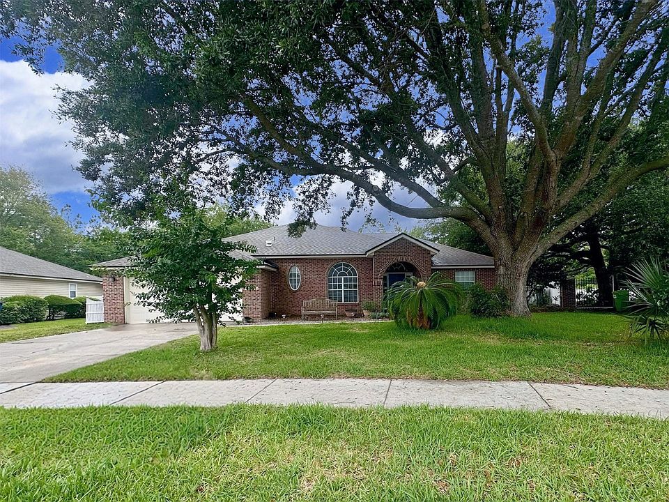 1st image of 24048 Creek Parke Cir