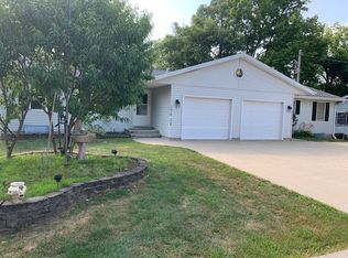 1210 3rd St S, Cordova, IL 61242