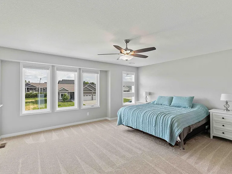 16637 Wilden Dr — Photo 18