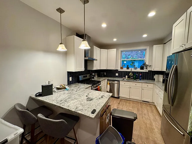 5304 Holmes St — Photo 16