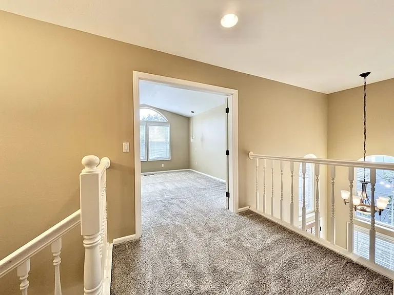 17147 Warren Ct — Photo 16