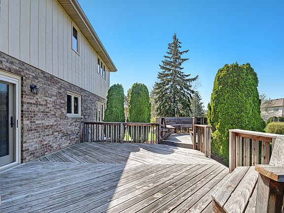 3rd image of 128 Lakeland Dr