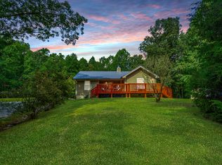 1006 W Schmitt Rd, Rossville, GA 30741