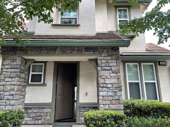565 Cottage Park Dr