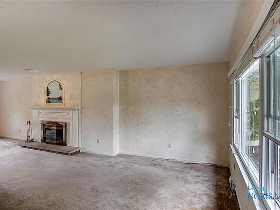 4th image of 9736 Bishopswood Ln