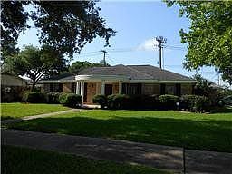 2nd image of 5475 Loch Lomond Dr