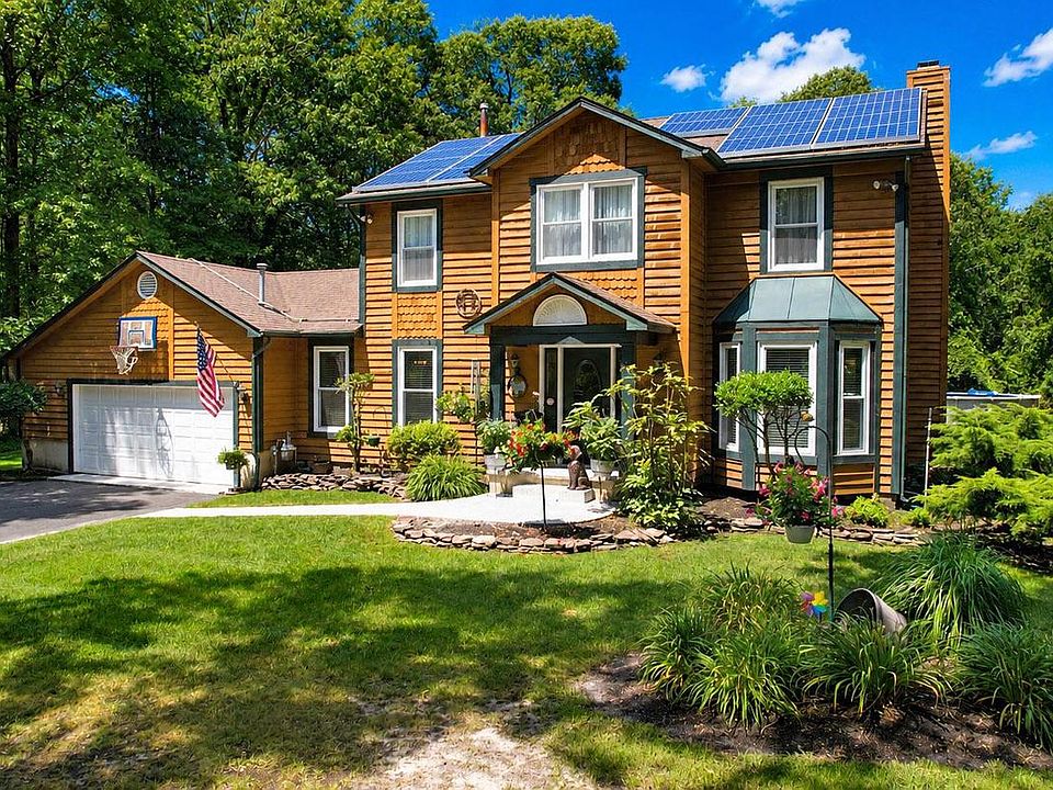 1st image of 4 Whitewater Ln