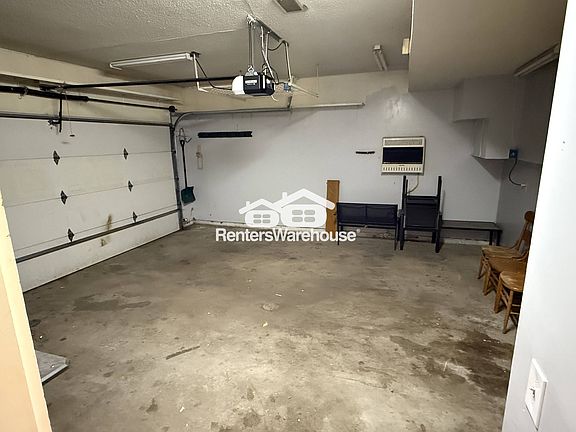 3rd image of 414 Whispering River Ln