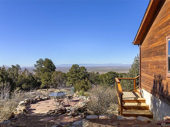 4th image of 557 Panorama Way